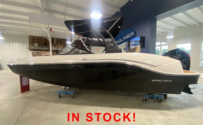 2023 Bayliner DX2000 Black & White